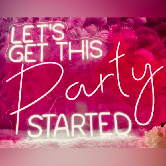 Meet your Posher, Stacey - Picture 2 of 2